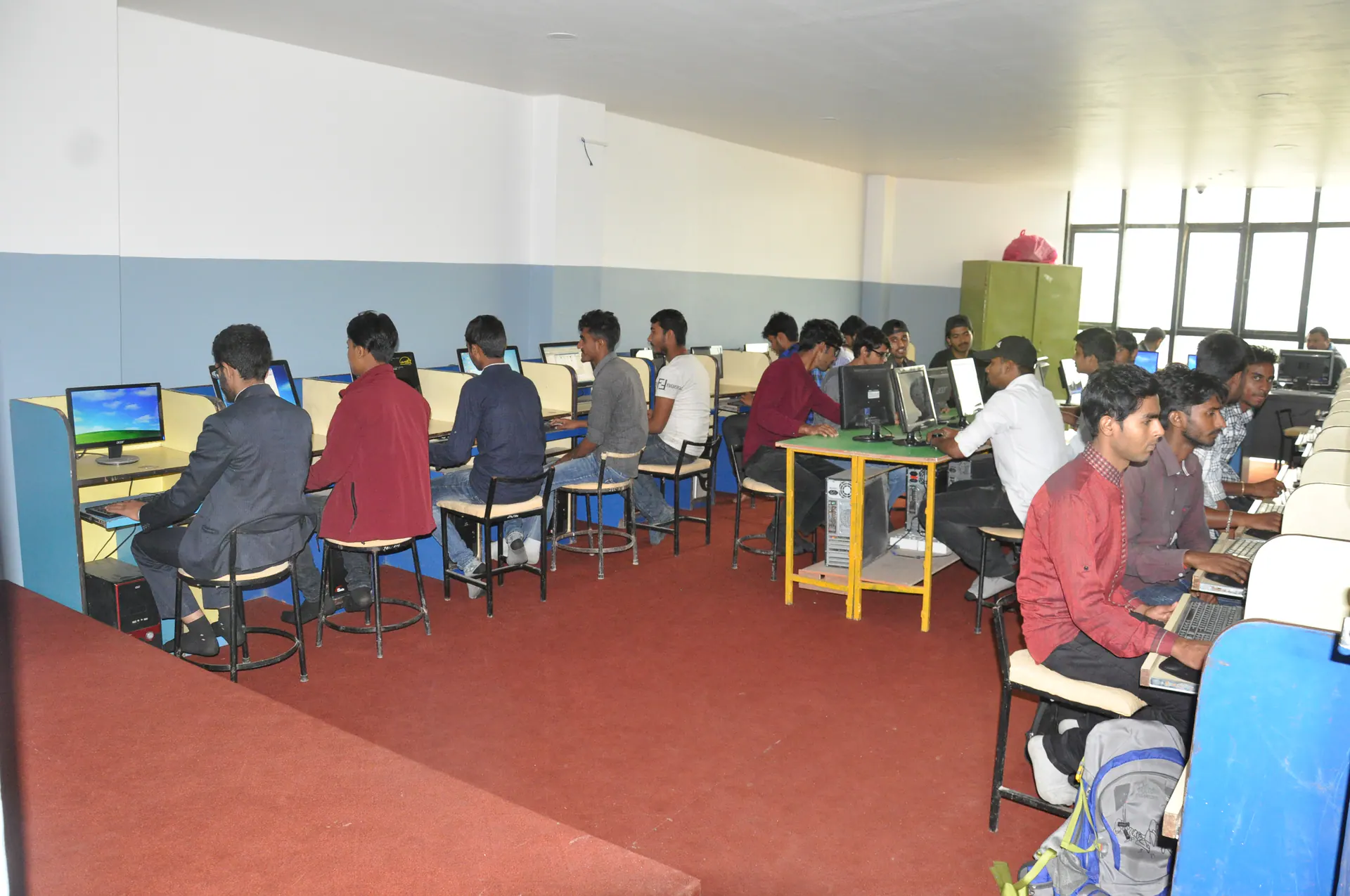 Students working in the ICE computer laboratory