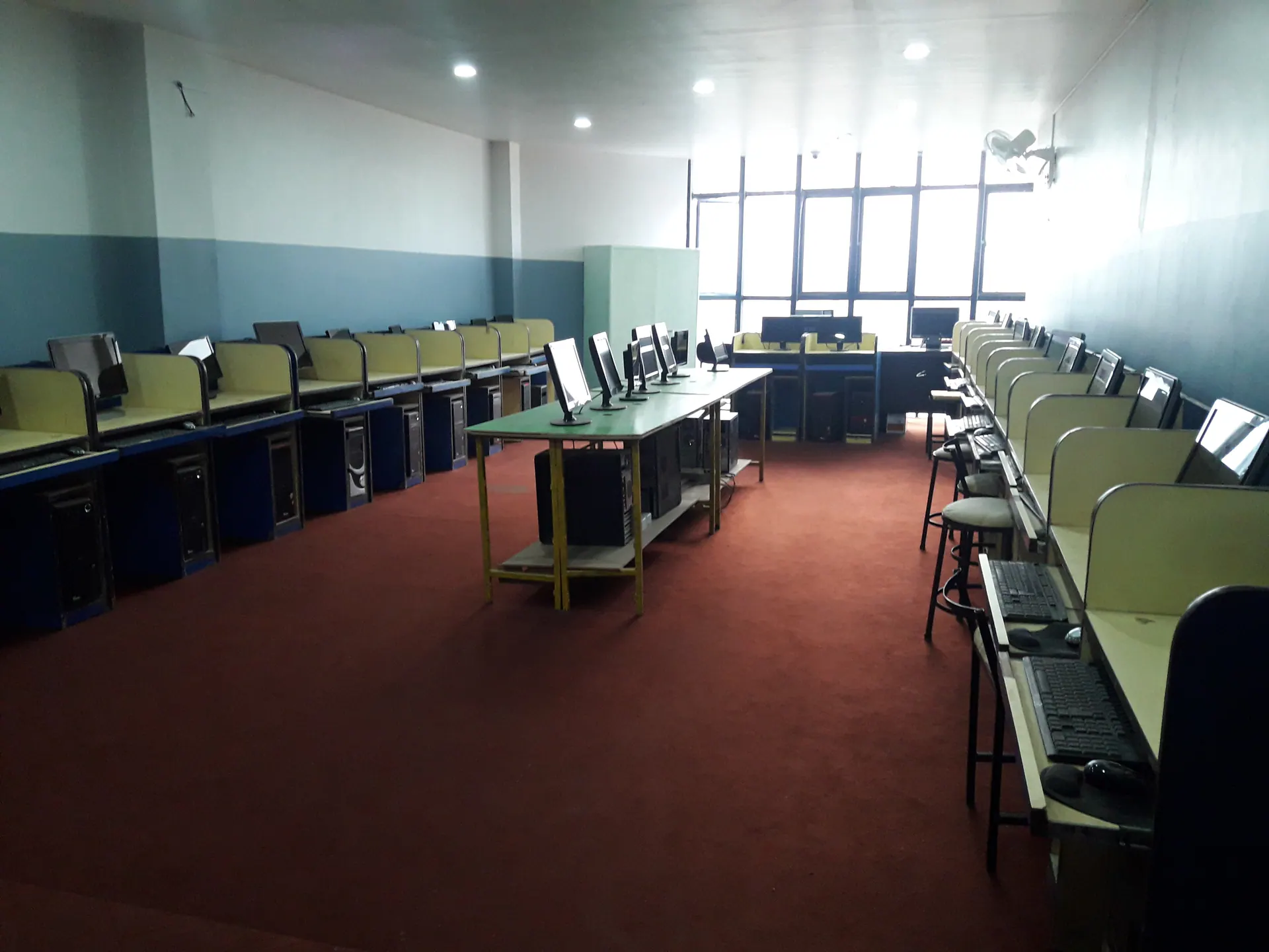 Computer laboratory at ICE with desktop workstations